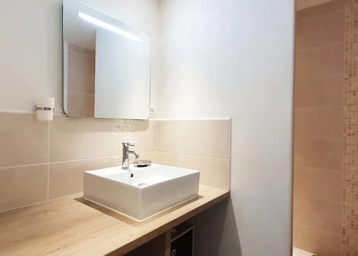 Place St Sauveur - Standing Et Confort